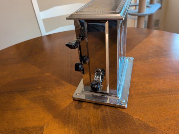 Front, drawer closed